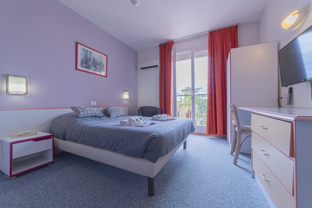 Hôtel Le Barcarès : Chambre double classique | Superficie de 12m2 avec un lit de 150